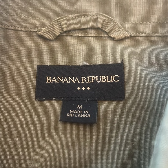 Awesome gently used banana republic button down - Picture 2 of 7